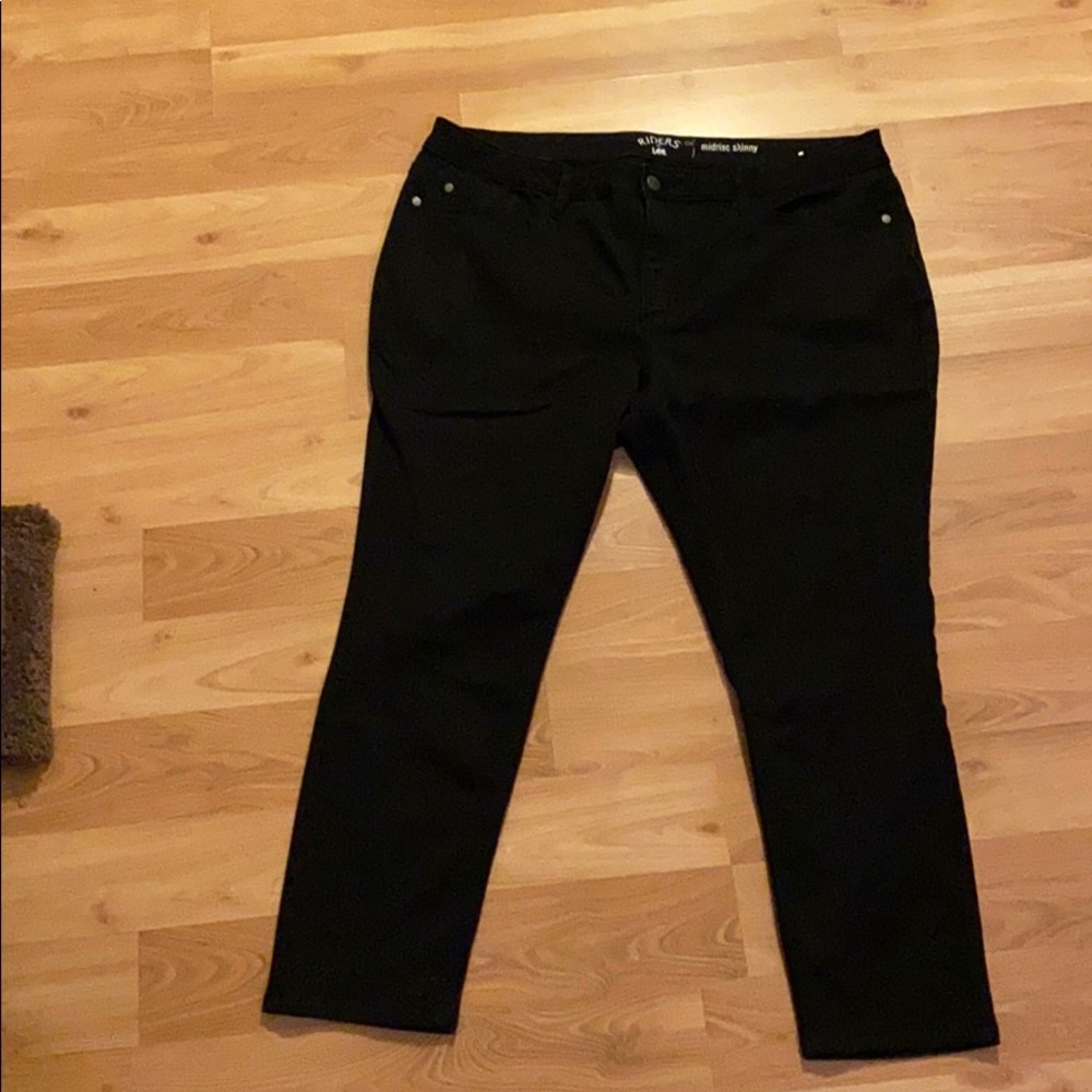 Black jeans; Riders by lee